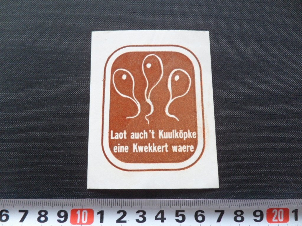 sticker linne carnaval laot auch 't kuulköpke eine kwekkert, Ophalen, Zo goed als nieuw