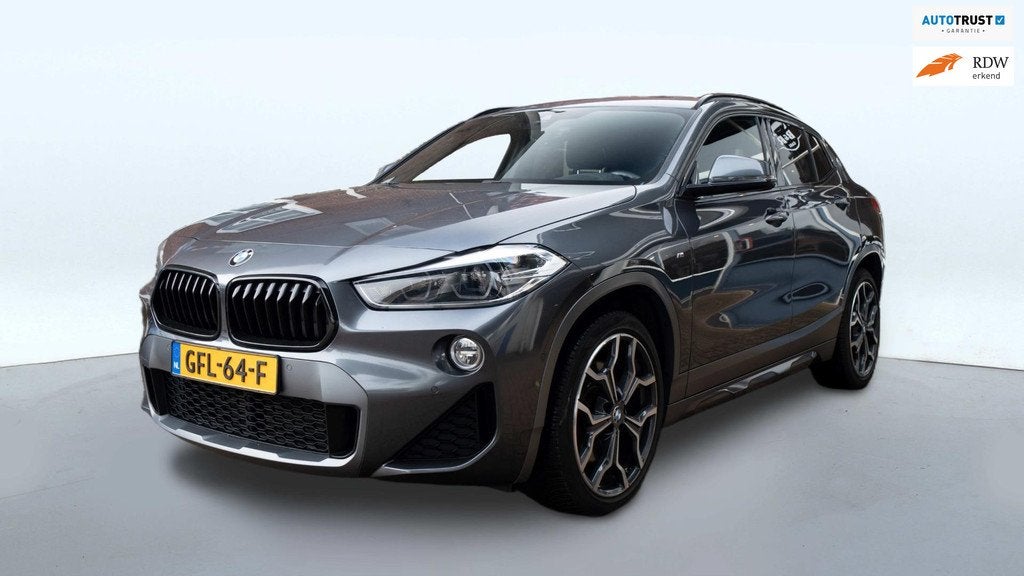 BMW X2 SDrive20i/Pano dak/Head Up/M-sport/Xenon/Parking Pack, Auto's, BMW, 1998 cc, Euro 6, 1435 kg, Bedrijf