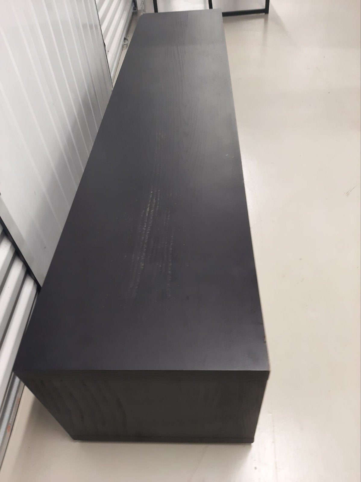 Zwart wandmeubel met opbergruimte (2 stuks), Ophalen, Gebruikt, Met klep(pen), Minder dan 100 cm