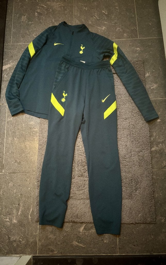 Nike Tottenham Hotspur FC voetbalpak kids XL 158-170, Gebruikt, Sport- of Zwemkleding, Ophalen of Verzenden, Nike
