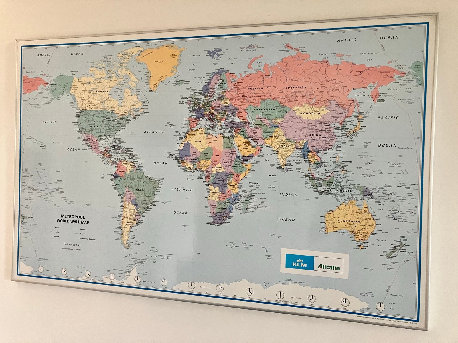 Originele KLM Wereldkaart 130x83cm, Verzamelen, Ophalen, Gebruikt