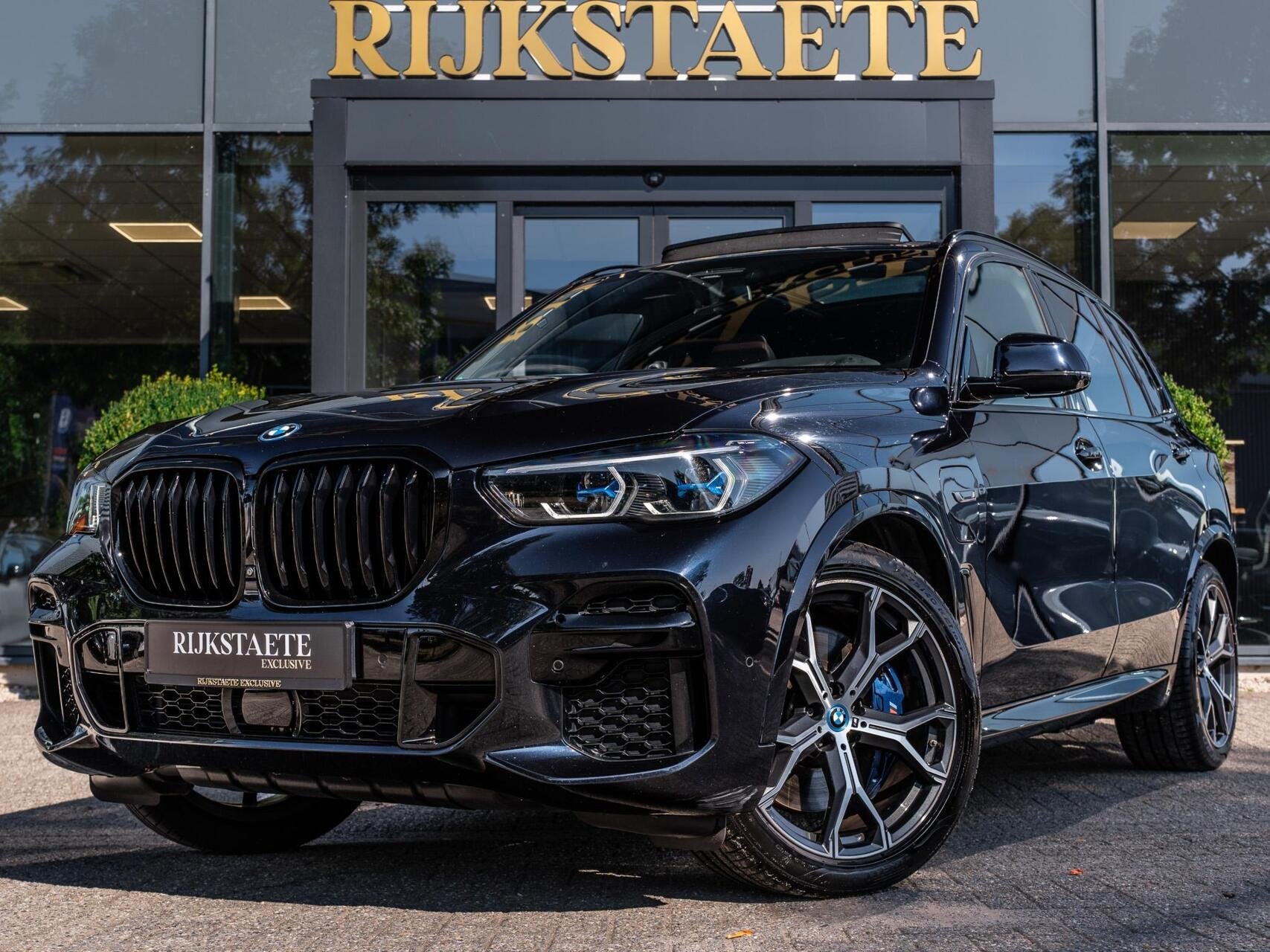 BMW X5 xDrive45e High Executive|PANO|M-SPORT|21''|MEMORY|CAM, Auto's, BMW, Gebruikt, 394 pk, Met garantie (alle), Blauw