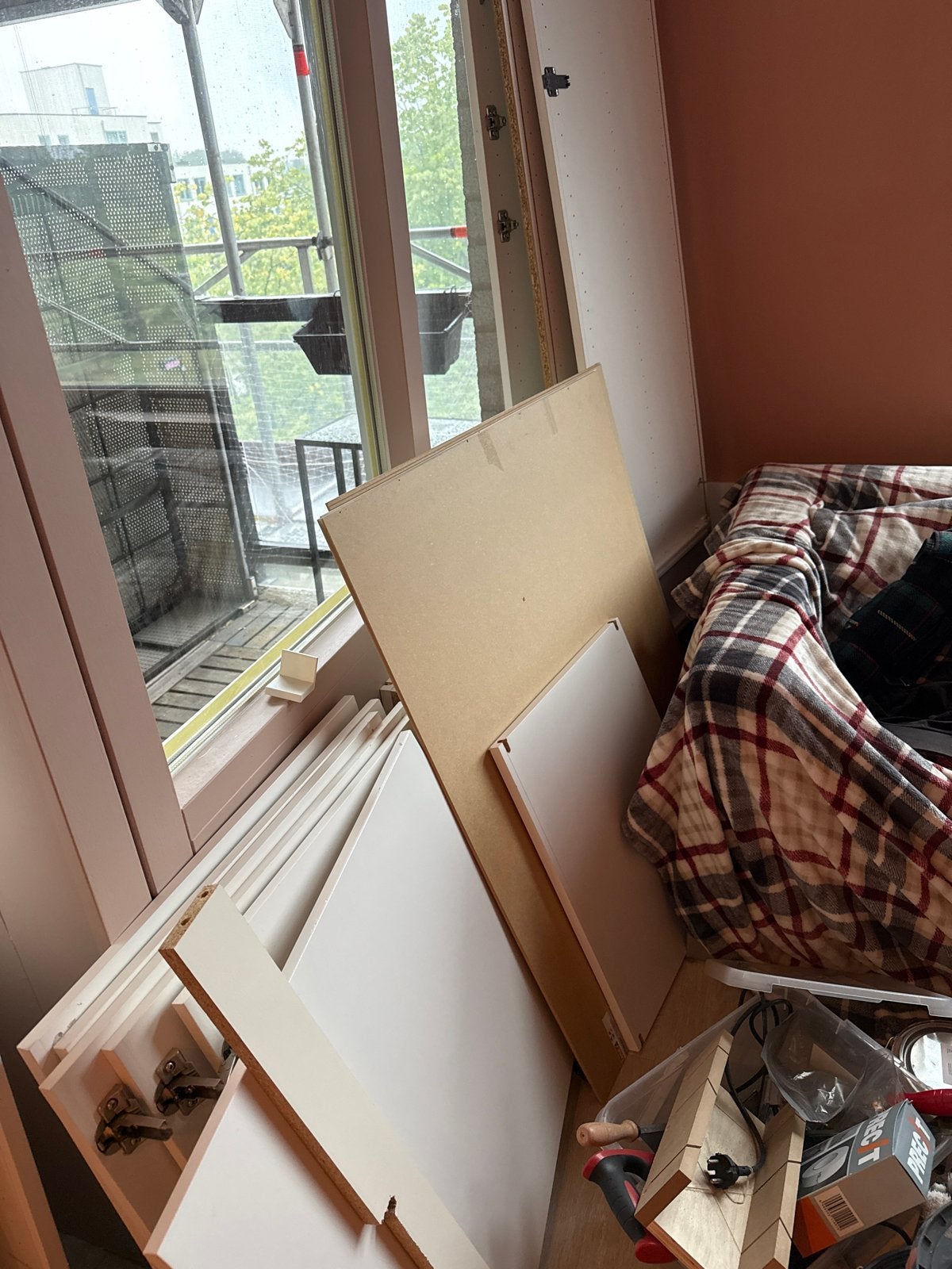Ikea STUVA kasten met planken (1 zijde ingekort), Met plank(en), Gebruikt, 100 tot 150 cm, 200 cm of meer
