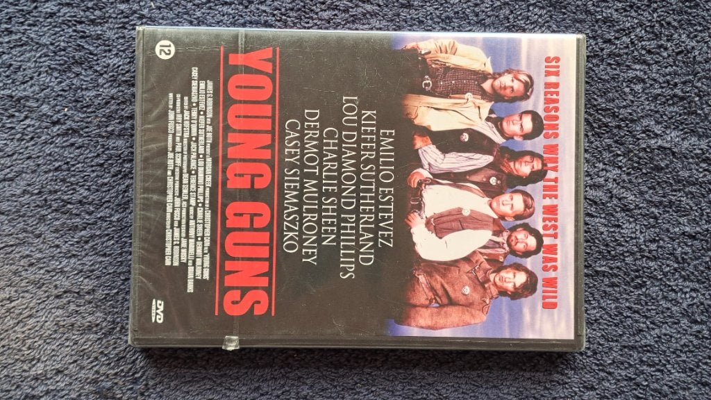 Young Guns "Charlie Sheen, Emilio Estevez, Kiefer Sutherland, Alle leeftijden, Ophalen of Verzenden, Zo goed als nieuw