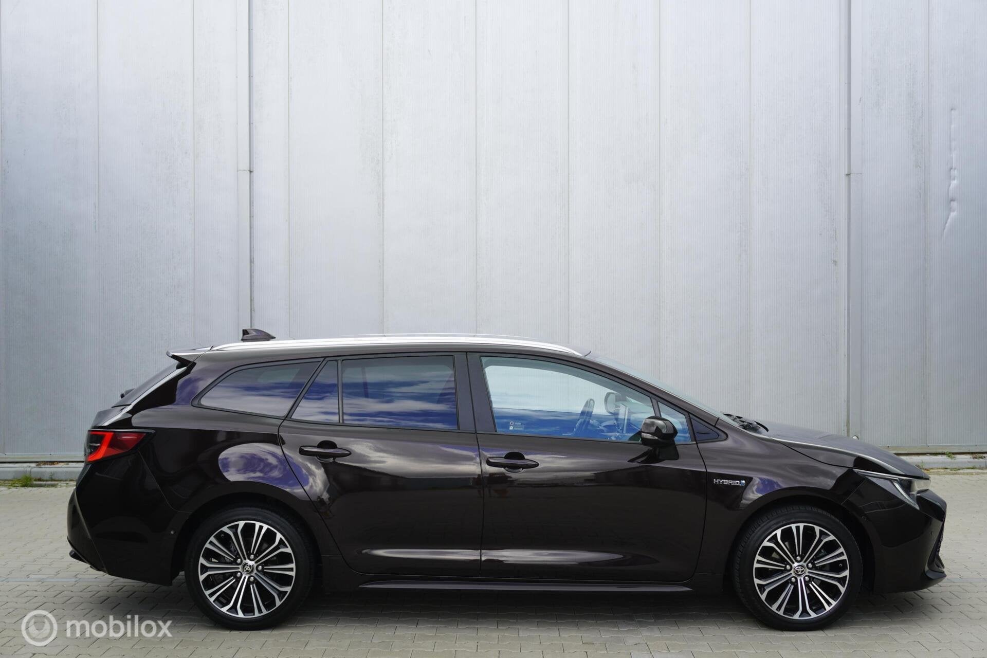 Foto 4 van Toyota Corolla Touring Sports 1.8 Hybrid 55.136 KM