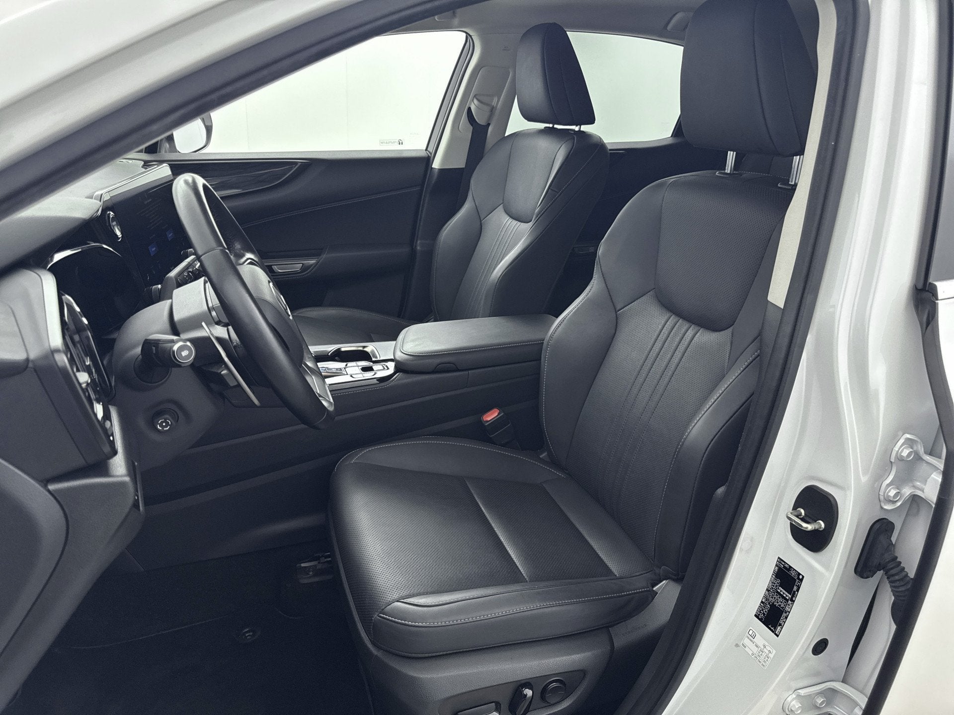 Lexus NX 450h+ AWD Luxury Line | Parkeersensoren V+A | Blind, Auto's, Automaat, 12 maanden, Gebruikt, 4 cilinders