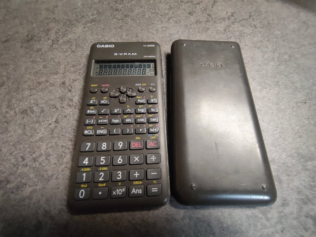 Casio fx-82MS wetenschappelijke rekenmachine, Ophalen of Verzenden, Gebruikt