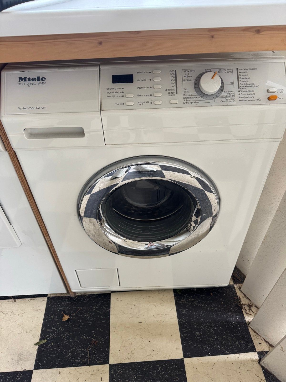 Miele Softronic W487 Wasmachine - Betrouwbaar en Duurzaam, Ophalen, 6 tot 8 kg, Gebruikt, 1600 toeren of meer