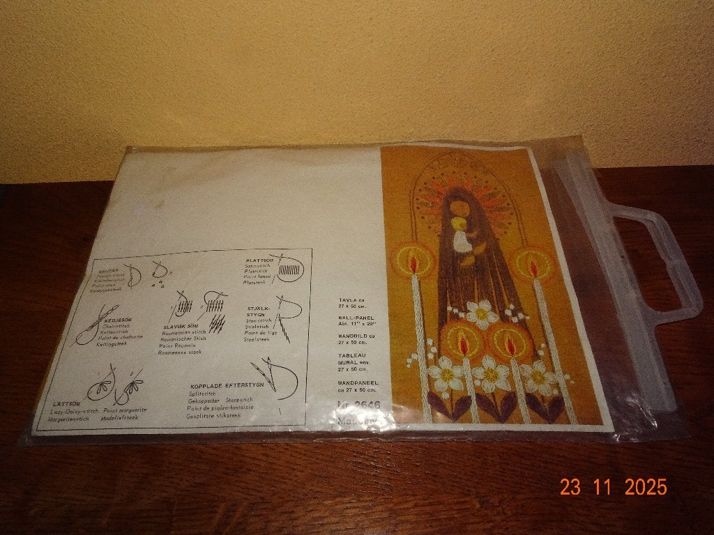 Borduurpakket wandpaneel ca. 27 x 50 cm. Madonna, Ophalen of Verzenden, Nieuw, Handborduren, Borduurpakket
