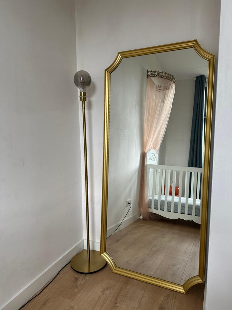 Grote gouden spiegel, Huis en Inrichting, Woonaccessoires | Spiegels, Ophalen, Zo goed als nieuw, 150 tot 200 cm, Rechthoekig