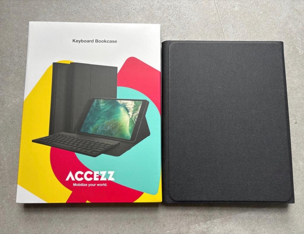 Acczezz QWERTY Keyboard Bookcase voor iPad Air/Pro 11 inch, Zwart, Apple iPad Air, 11 inch, Ophalen of Verzenden