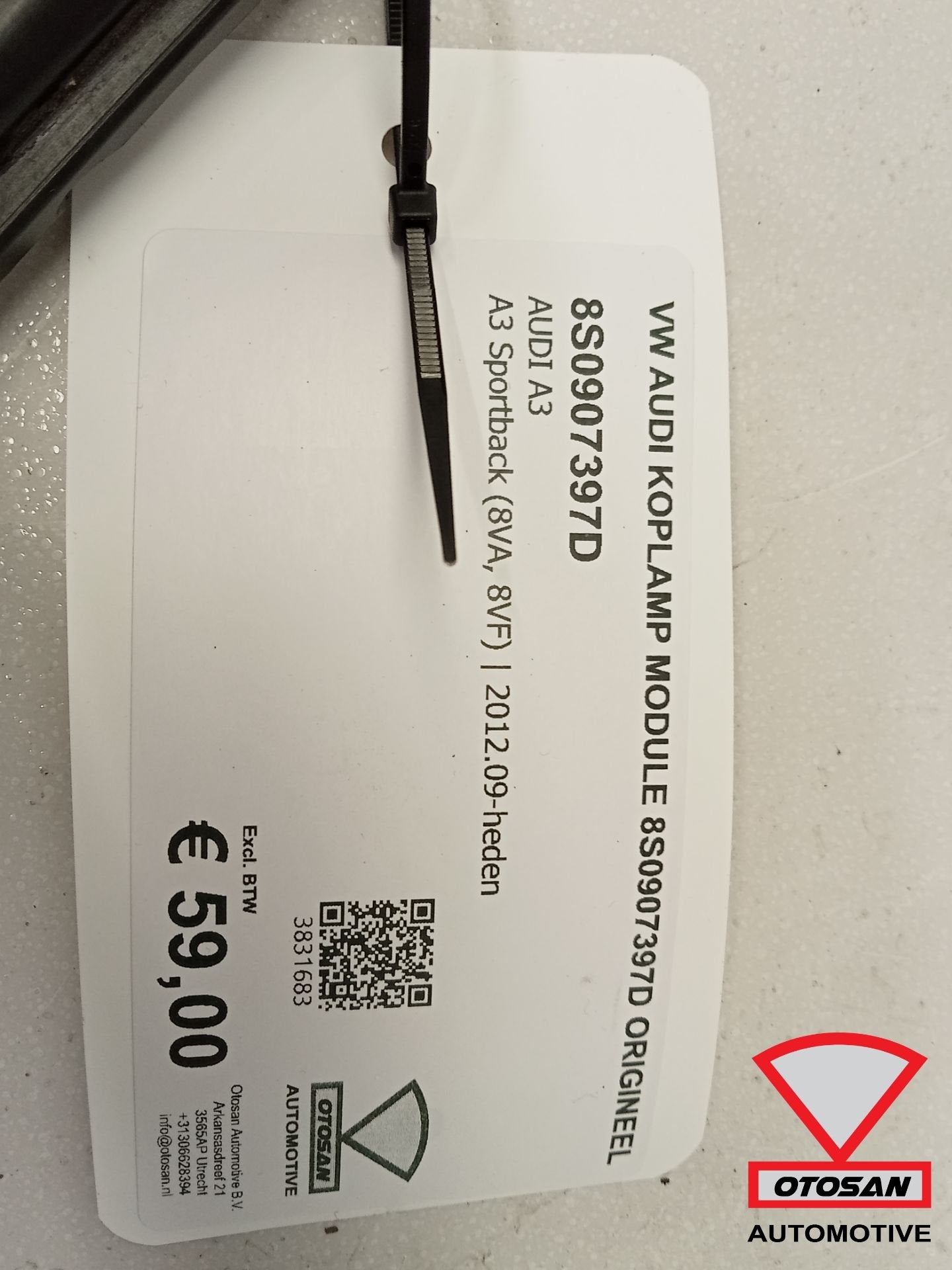 VW Audi Koplamp module 8S0907397D Origineel, Gebruikt, AUDI AG, Auto-Union-Strasse 1
85045  Ingolstadt, DE, Kundenbetreuung@audi.de