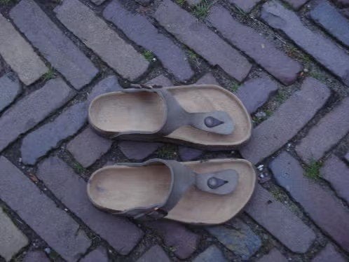 BIRKENSTOCK GIZEH KHAKI 37 NU GRATIS VERZENDING PER POST, Slippers, Overige kleuren, Verzenden, Zo goed als nieuw