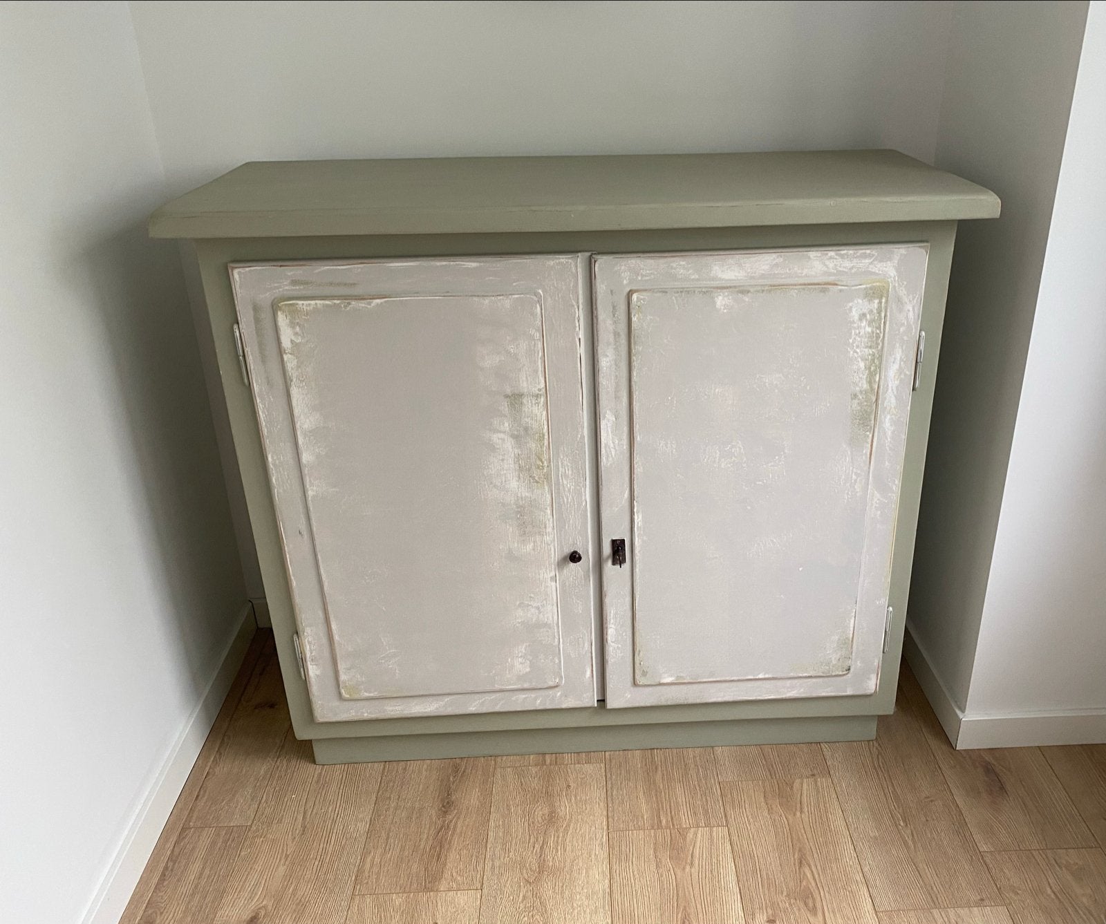Houten kast - 110x44x97 cm, Ophalen, Gebruikt