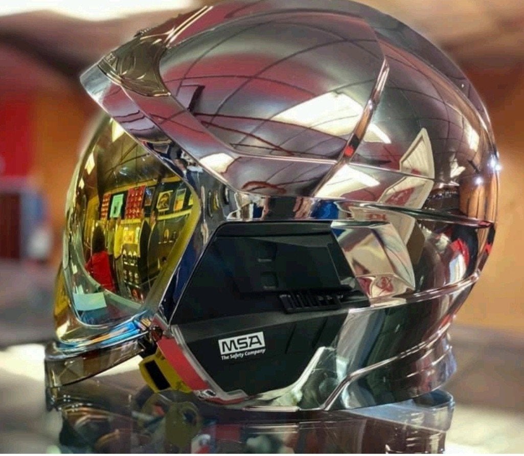 Gallet F1 XF chrome and gold used firefighter helm, Ophalen of Verzenden, Landmacht, Nederland, Helm of Baret