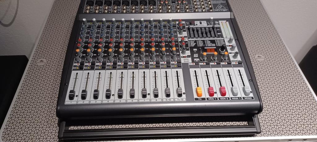NIEUW  BEHRINGER MENGPANEEL P.M.P. 4000., Muziek en Instrumenten, Mengpanelen, Ophalen, Nieuw