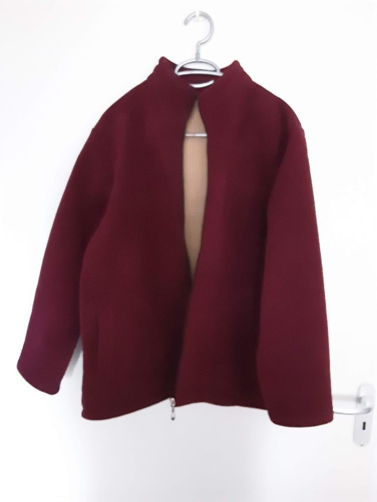 Dames Jasje Vest Bordeaux Rood mt, 5xl, valt als 2xl, Maat 46/48 (XL) of groter, Nieuw, Ophalen of Verzenden, Onbekend