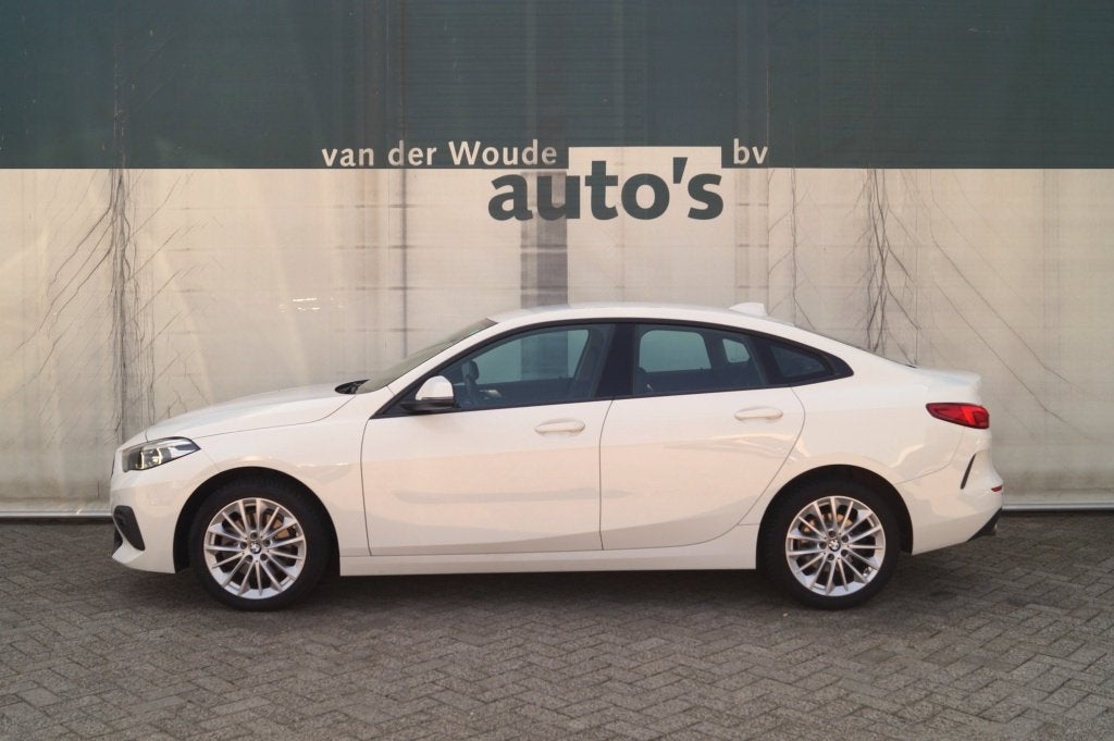 BMW 2 Serie Gran Coupé 218i 136pk Automaat Business Edition, Automaat, Dealer onderhouden, Gebruikt, 1350 kg