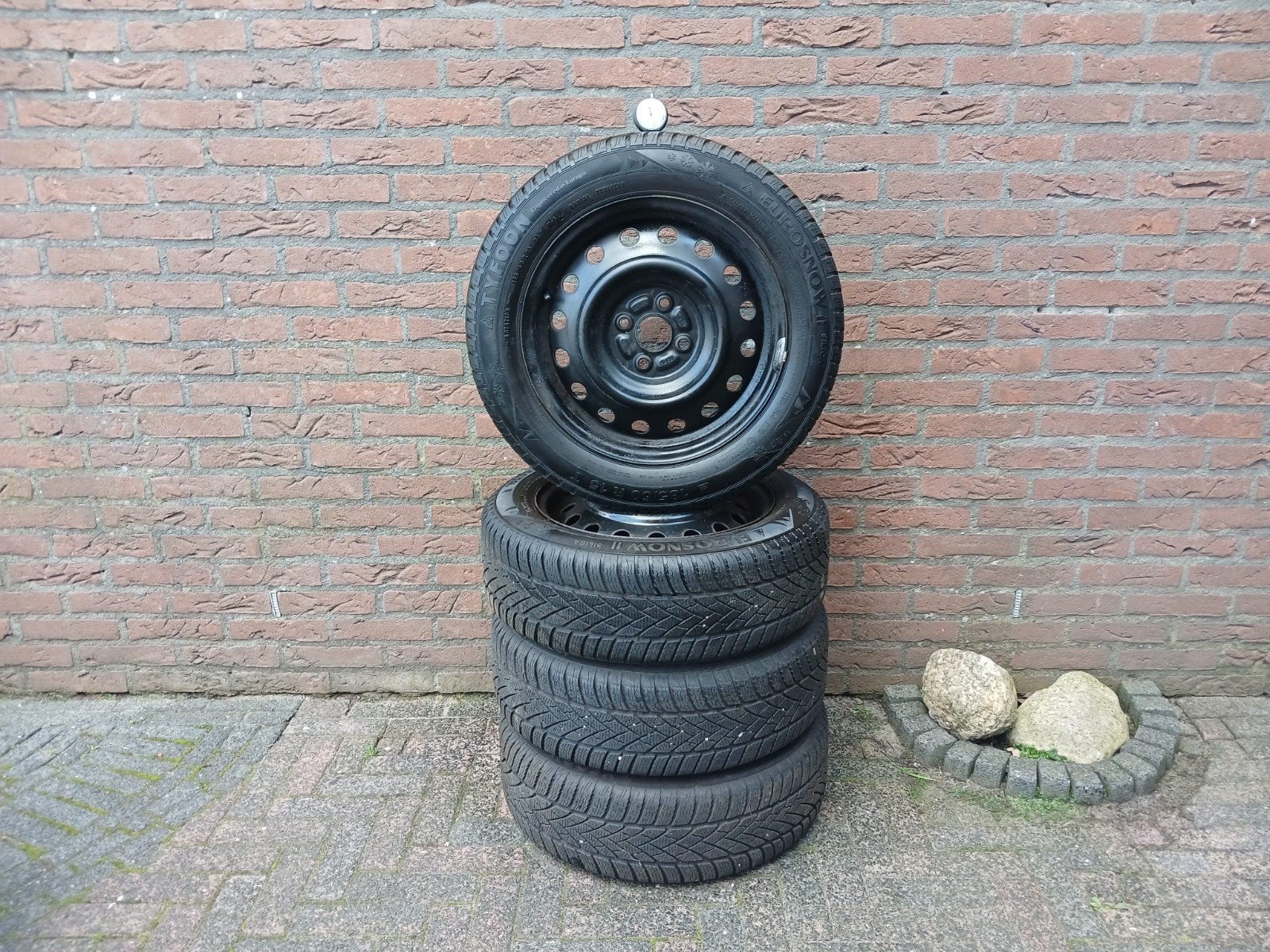 Foto 23 van Toyota Yaris 1.3 16V AIRCO 5 deurs NIEUW APK