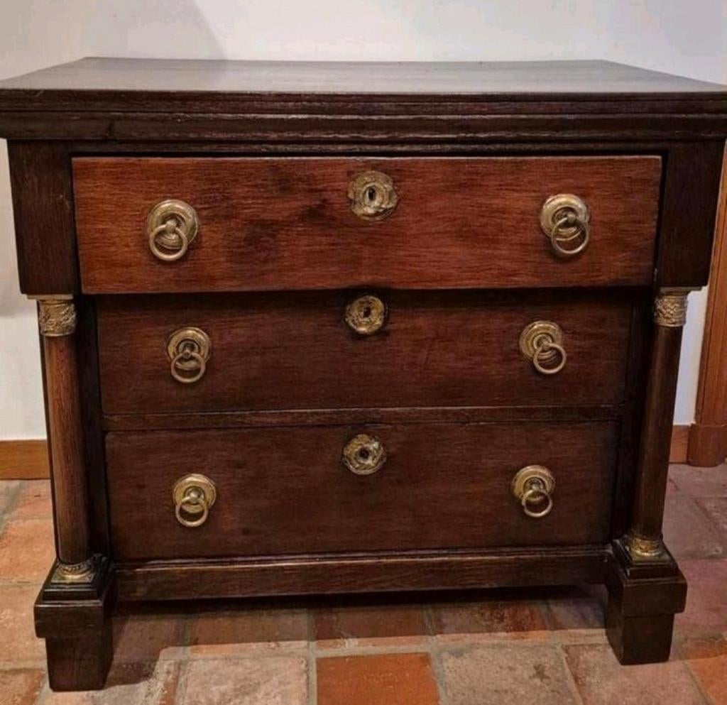 Zeer fraaie Antiek drentse ladekast, dressoir, commode kast, Ophalen