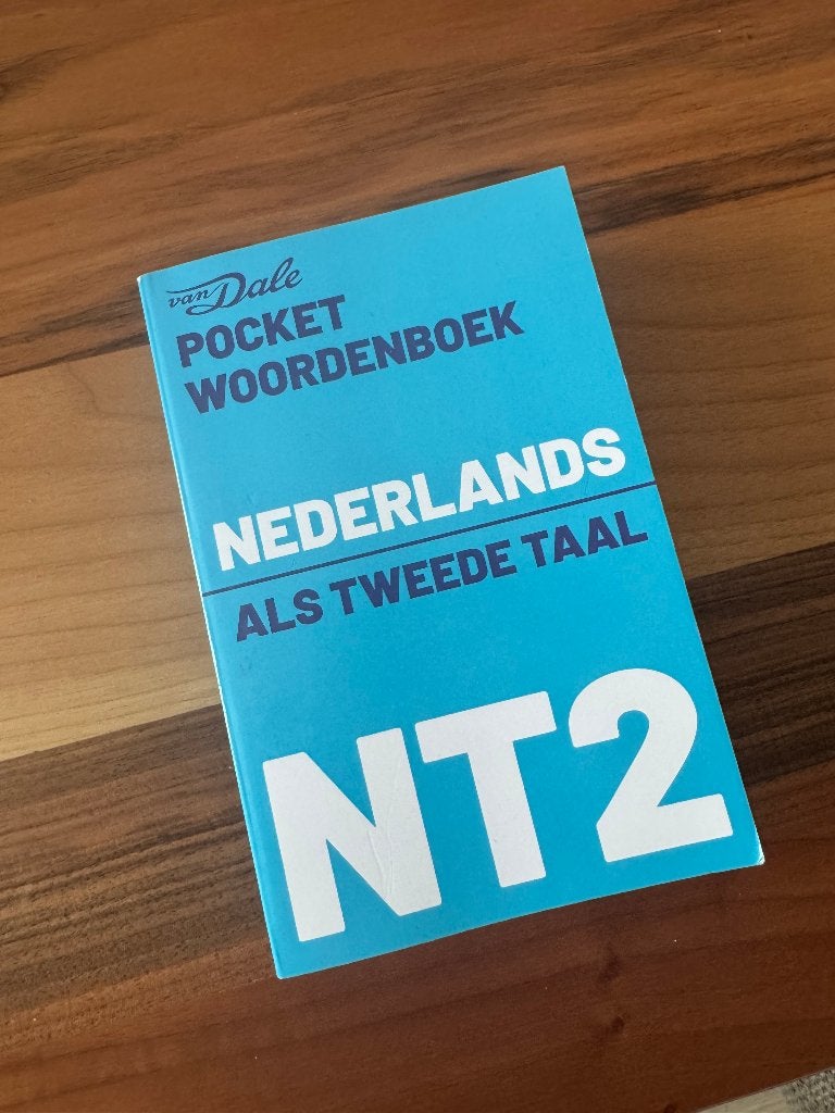 Van Dale Pocketwoordenboek Nederlands als Tweede Taal (NT2), Van Dale, Nederlands, Ophalen of Verzenden, Zo goed als nieuw