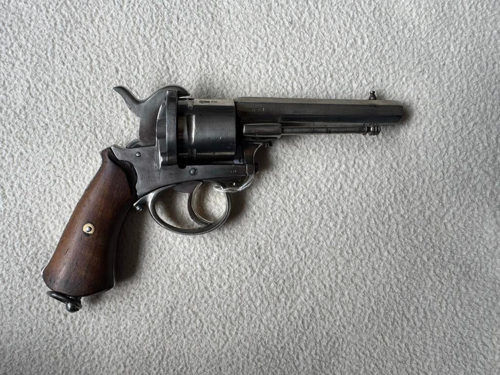 Antieke Revolver, Ophalen of Verzenden, Overige soorten, Overige gebieden