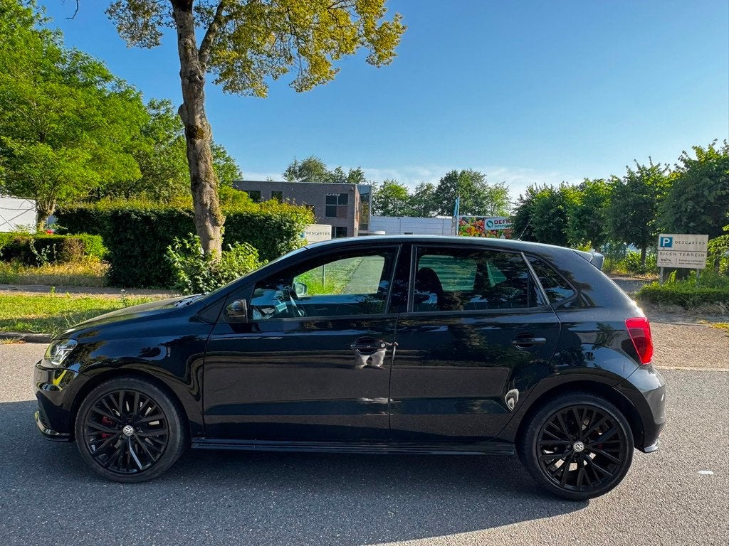Volkswagen Polo 1.8 TSI GTI|Zo mee door inruilgekregen, Auto's, Volkswagen, Gebruikt, Euro 6, Zwart, Bedrijf