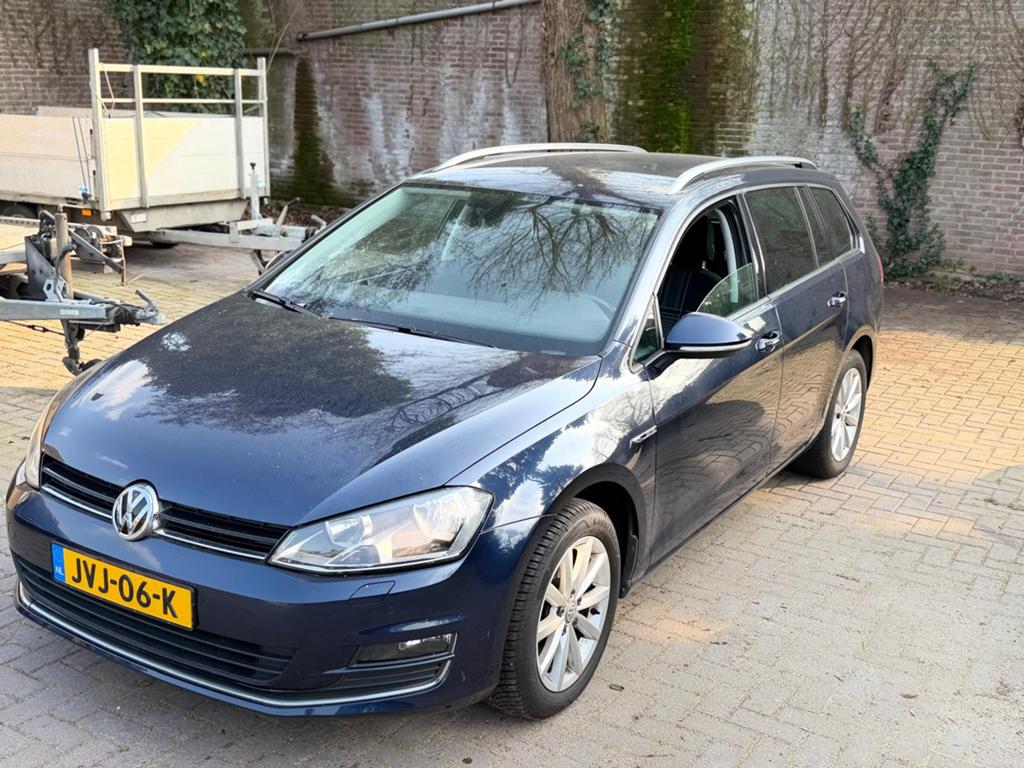 Volkswagen Golf 1.2 TSI 81KW Variant Dsg-7 2015 Blauw, Auto's, 4 cilinders, Blauw, Golf, Geïmporteerd