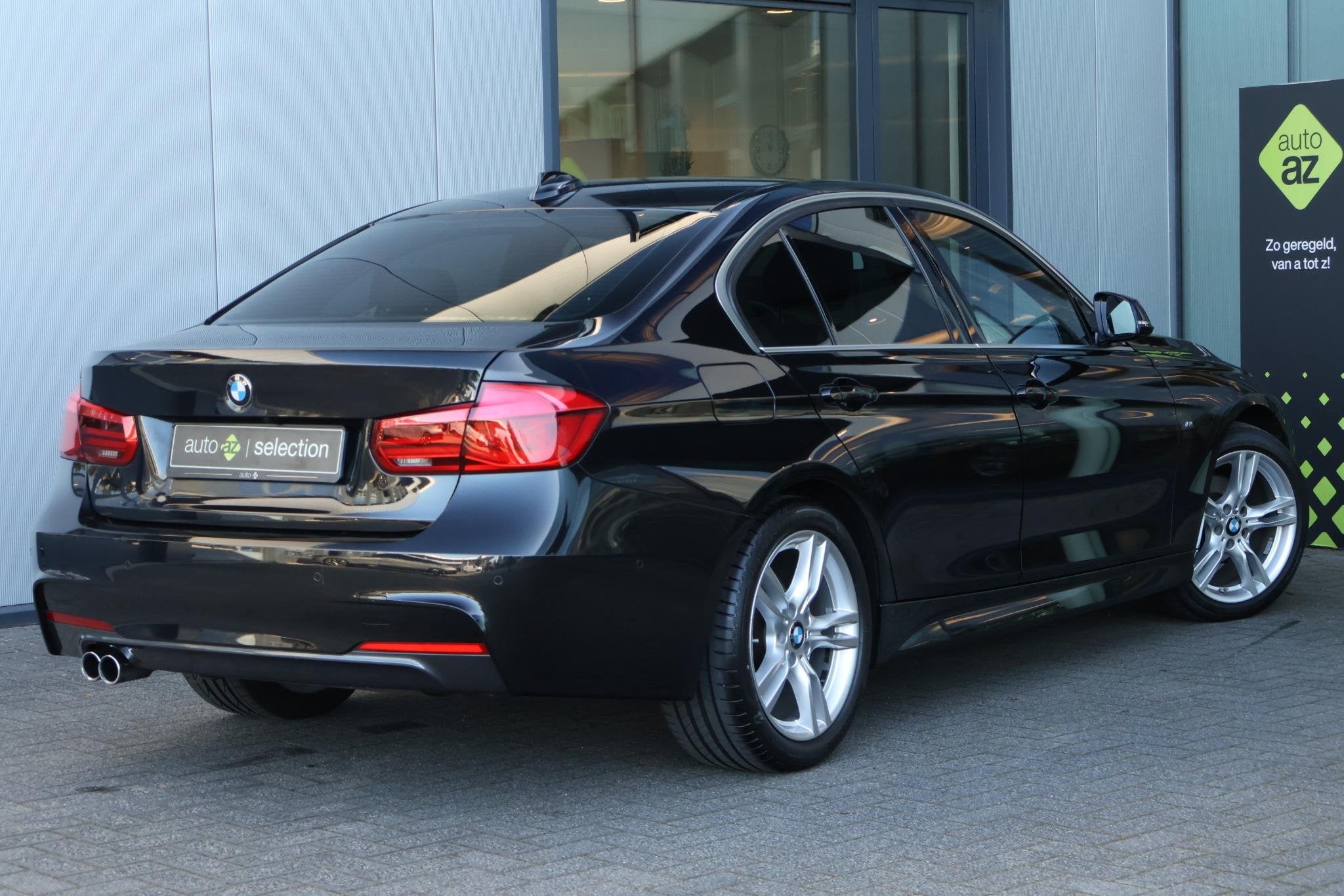 BMW 3-Serie 320i Centennial High Executive M-Sport / 360 cam, Auto's, 1998 cc, Euro 6, 4 cilinders, Zwart