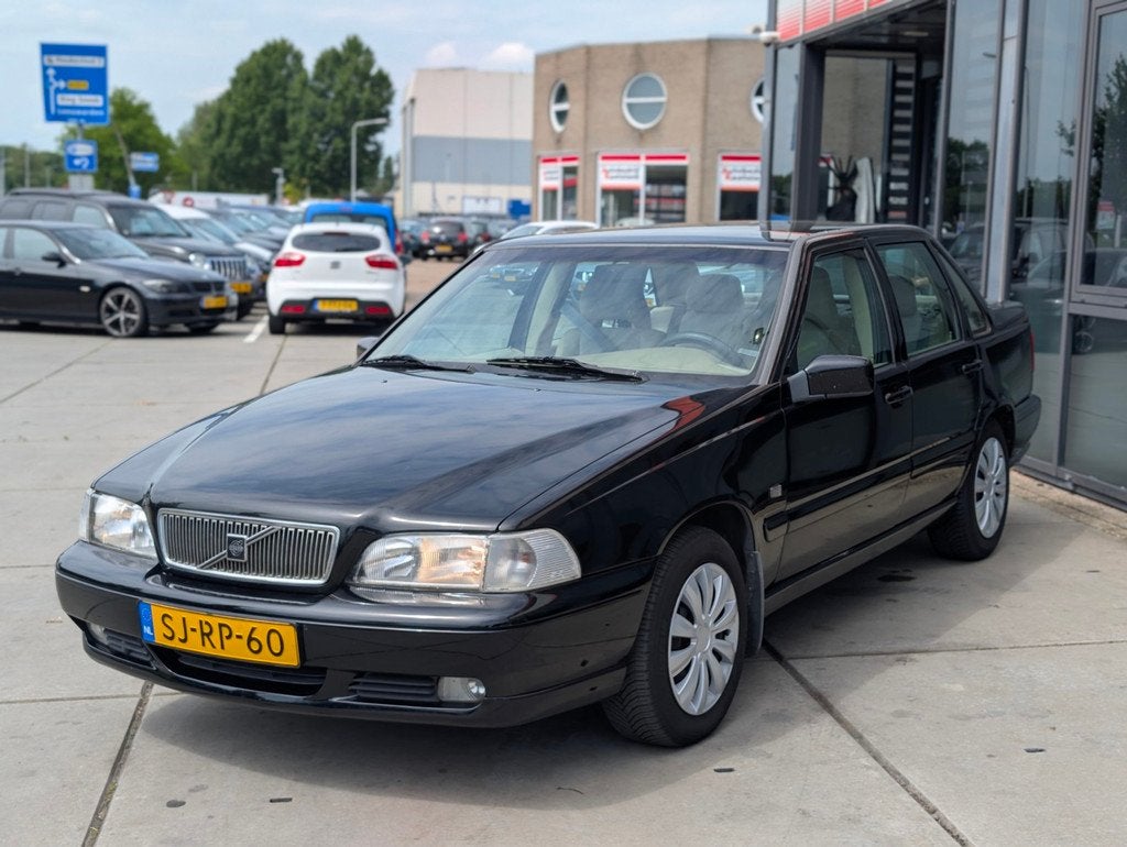 Volvo S70 2.5 Luxury-Line - Airco - Leer - Stoelverwarming -, Auto's, Gebruikt, Beige, Zwart, Origineel Nederlands