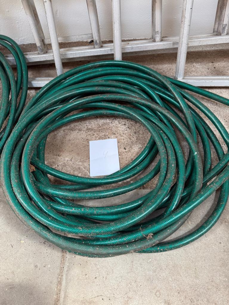 2x tuinslang €30, Tuin en Terras, Tuinslangen, Ophalen, Gebruikt, Tuinslang