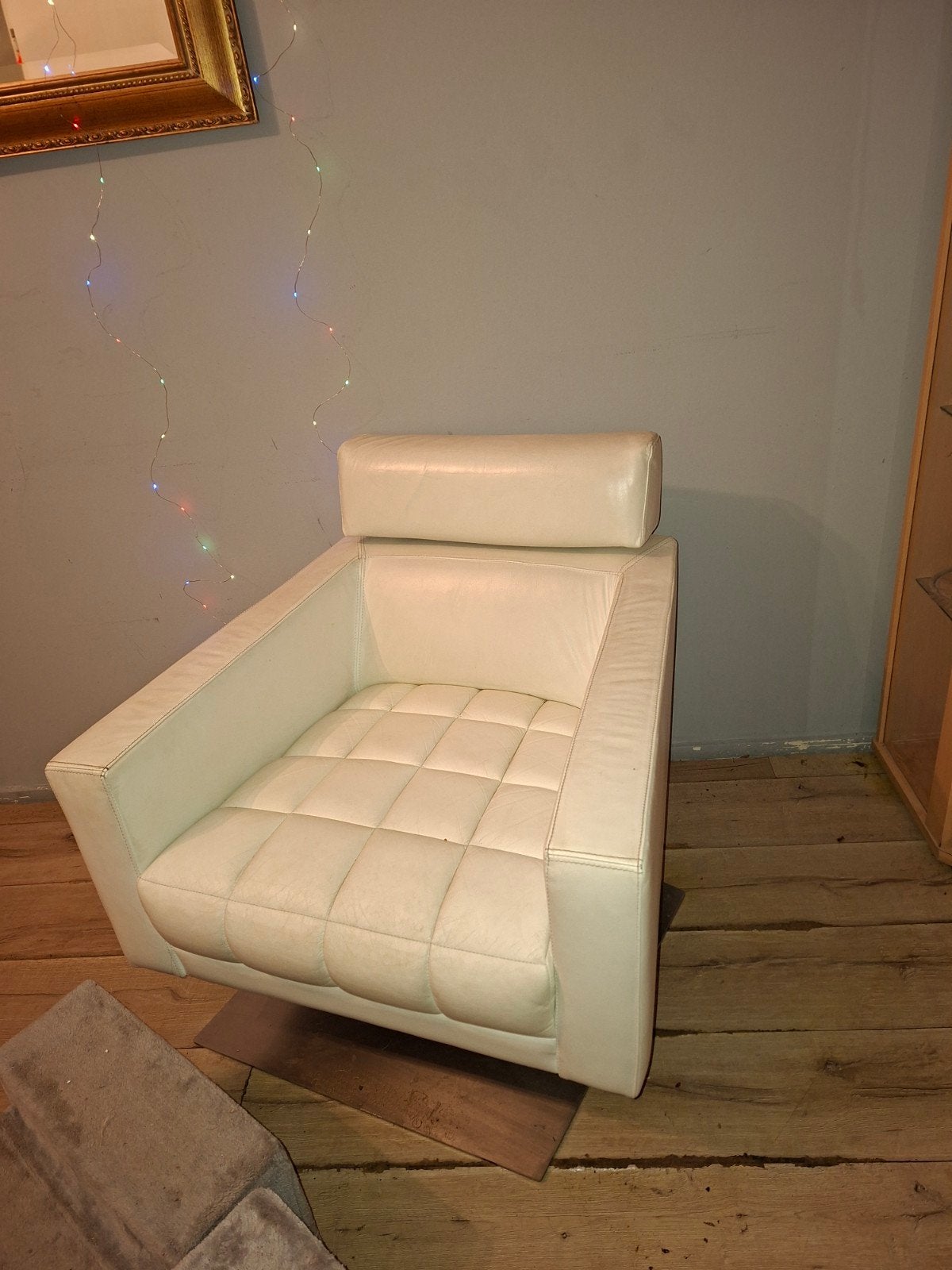 Gratis   Vintage Leren Fauteuil - Crème Wit, Huis en Inrichting, Fauteuils, Ophalen, Vintage, Modern, Retro, Gebruikt, 75 tot 100 cm