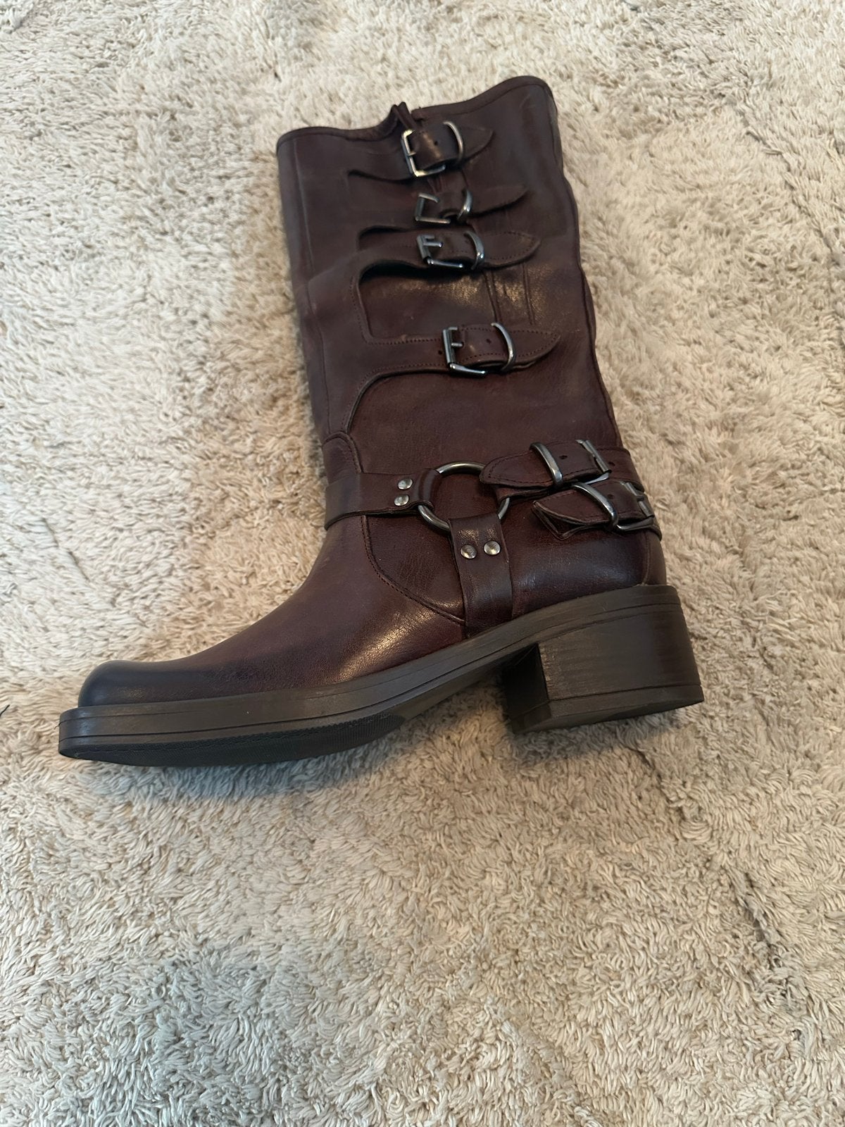 Bruine hoge laarzen met gespen, Kleding | Dames, Schoenen, Ophalen of Verzenden, Zo goed als nieuw, Bruin, Hoge laarzen