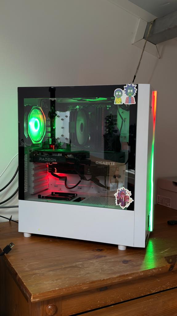 Game pc, Computers en Software, Desktop Pc's, Ophalen, Met monitor, Gaming, SSD