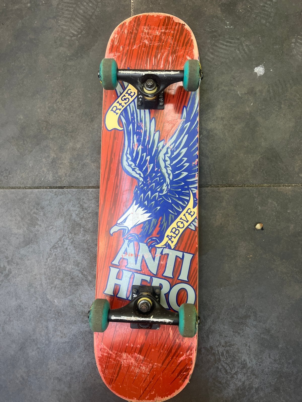 Antihero skateboard - in goede staat, Ophalen, Zo goed als nieuw, Skateboard