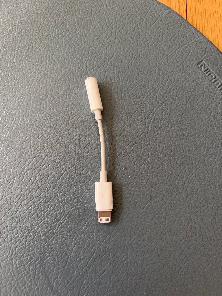 Audio lightning dongle for iPhone, Ophalen of Verzenden, Gebruikt, Minder dan 2 meter, Overige kabels