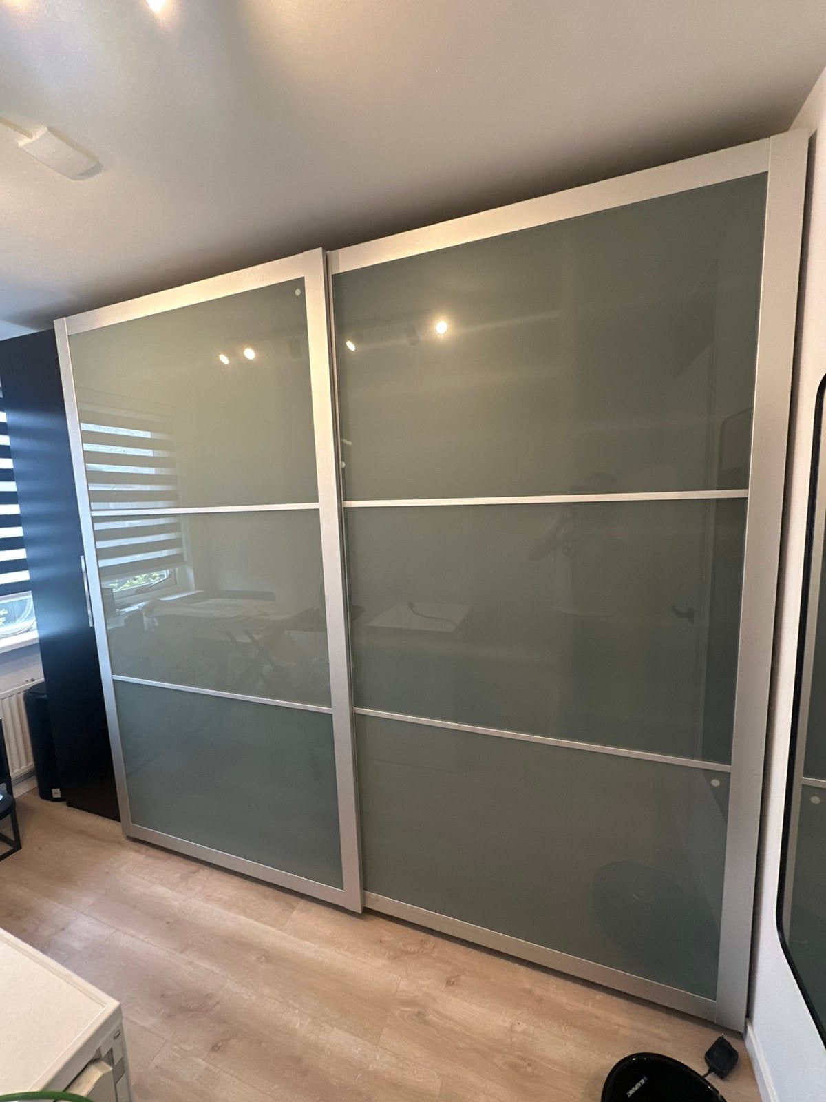 IKEA PAX-kast met schuifdeuren + 1 losse deur – 300 cm breed, Huis en Inrichting, Ophalen, Zo goed als nieuw, 50 tot 75 cm, 200 cm of meer