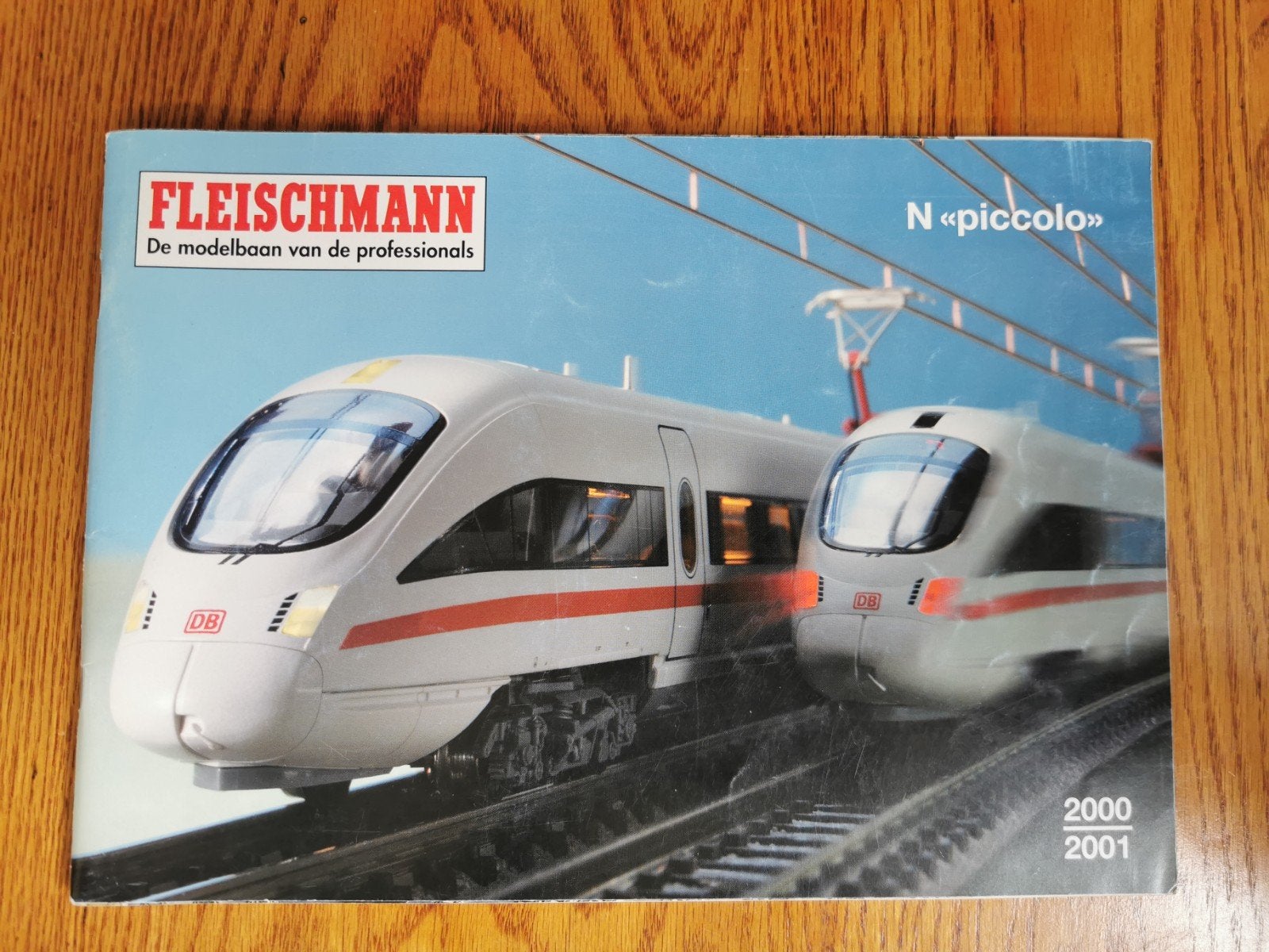 Fleischmann N Piccolo Catalogus 2000/2001, Hobby en Vrije tijd, Modeltreinen | N-Spoor, Gelijkstroom, Fleischmann, Analoog, Zo goed als nieuw