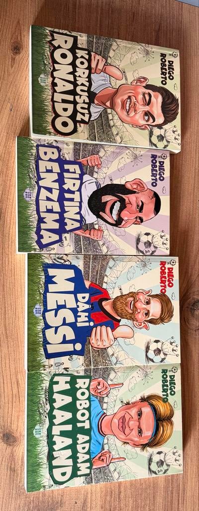 Turkstalige kinderboeken over bekende voetballers, Boeken, Kinderboeken | Jeugd | 10 tot 12 jaar, Nieuw, Non-fictie, Ophalen of Verzenden