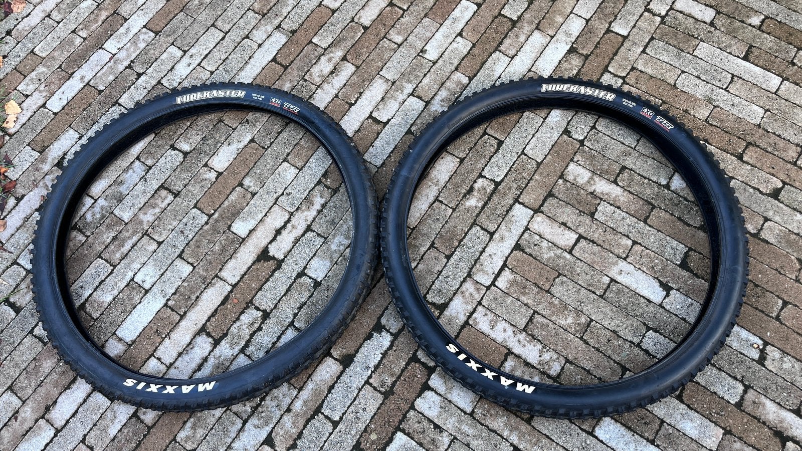 MTB banden Maxxis Forekaster 29”, Ophalen, Zo goed als nieuw