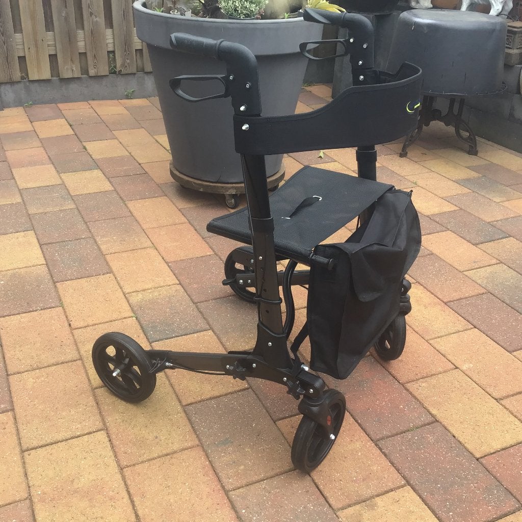Mooie rollator, Diversen, Rollators, Ophalen, Lichtgewicht, Zo goed als nieuw
