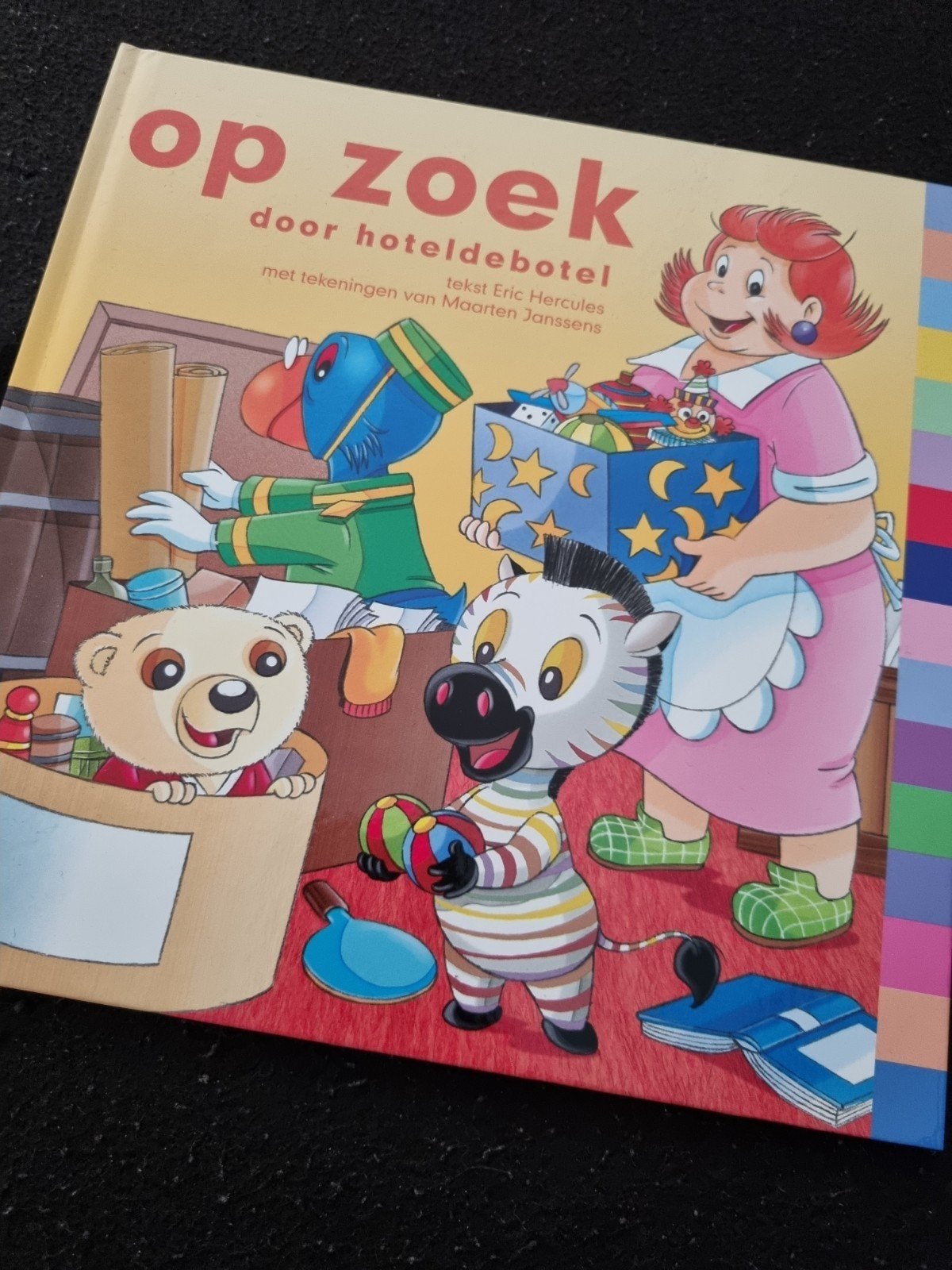 Opzoek door Hoteldebotel, Boeken, Ophalen of Verzenden, Nieuw, Fictie algemeen