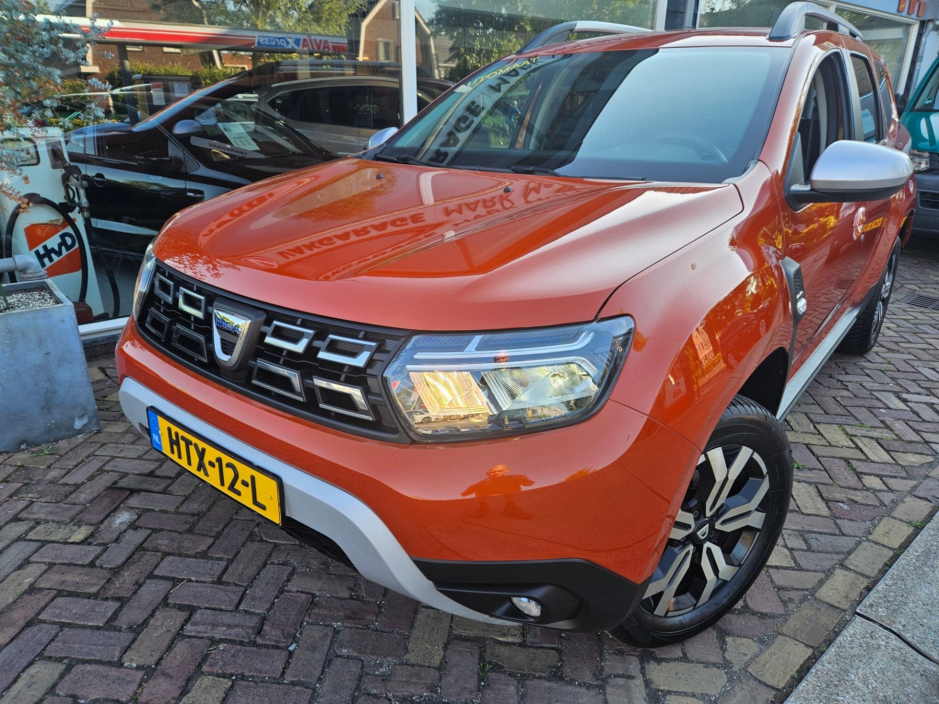 Dacia DUSTER 1.3 TCe Prestigeautomaat,trekhaak,hele leuke au, Auto's, Automatische klimaatregeling, Gebruikt, Euro 6, 665 kg