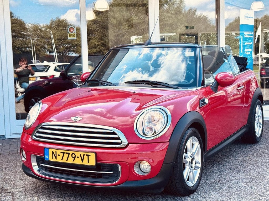 Mini Cabrio 1.6 Cooper Chili,107.dkm!,Leer,Clima,Gr.Navi,Pdc, Euro 5, Gebruikt, Zwart, 4 cilinders