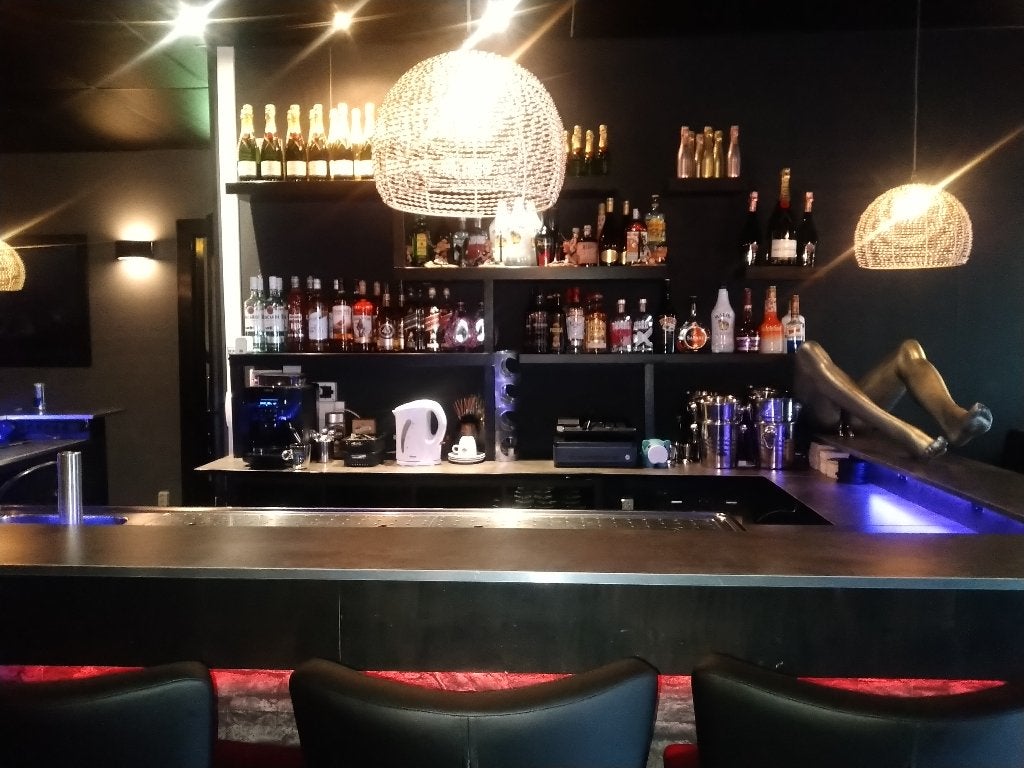 Gezocht: Gastvrouw voor Nachtclub (25+ jaar), Starter, Overige vormen, Overige niveaus, Geschikt als bijbaan