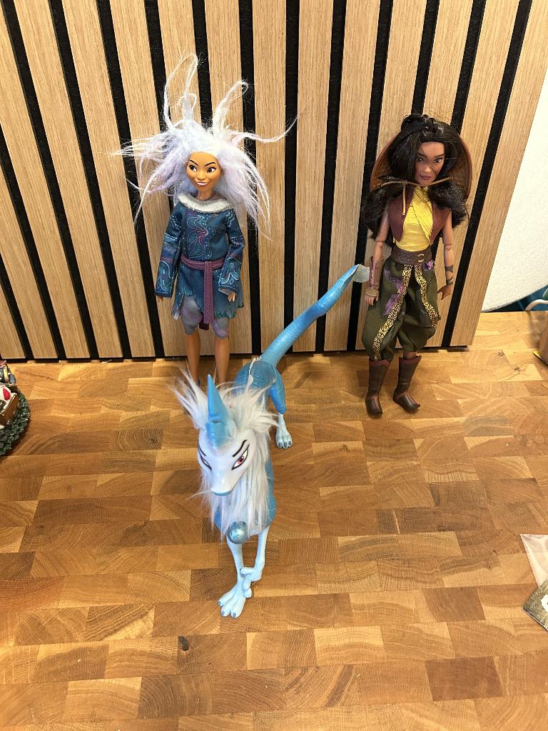 Raya,Sisu en Sisu de draak barbie, Ophalen of Verzenden, Gebruikt, Barbie