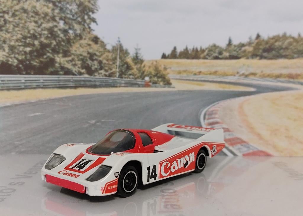 1:43 Porsche 956 "Canon" #14; Le Mans 24 Hours 1983; Corgi, Hobby en Vrije tijd, Modelauto's | 1:43, Ophalen of Verzenden, Gebruikt