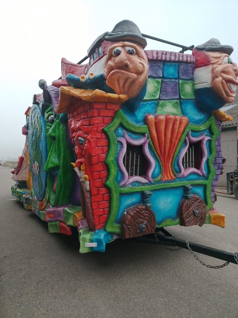 Te huur, Ophalen of Verzenden, Carnaval