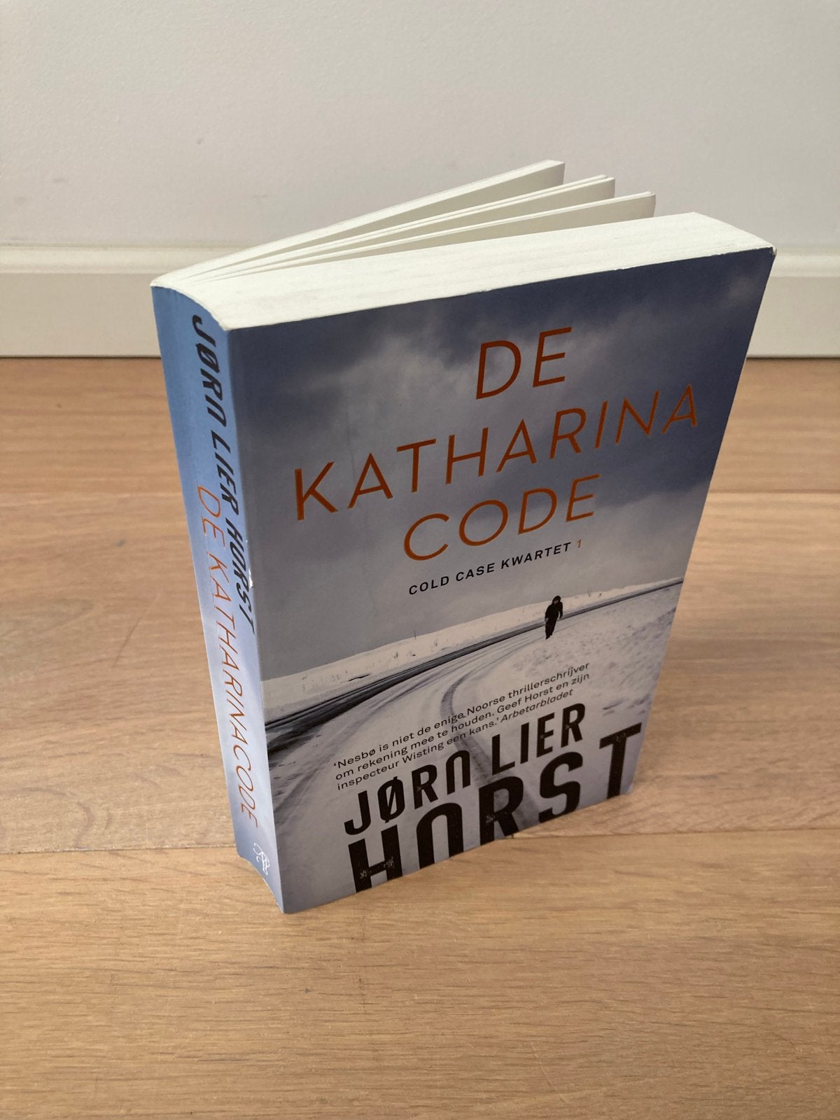 De Katharina Code - Jørn Lier Horst (Cold Case Kwartet 1), Ophalen of Verzenden, Gelezen, Scandinavië