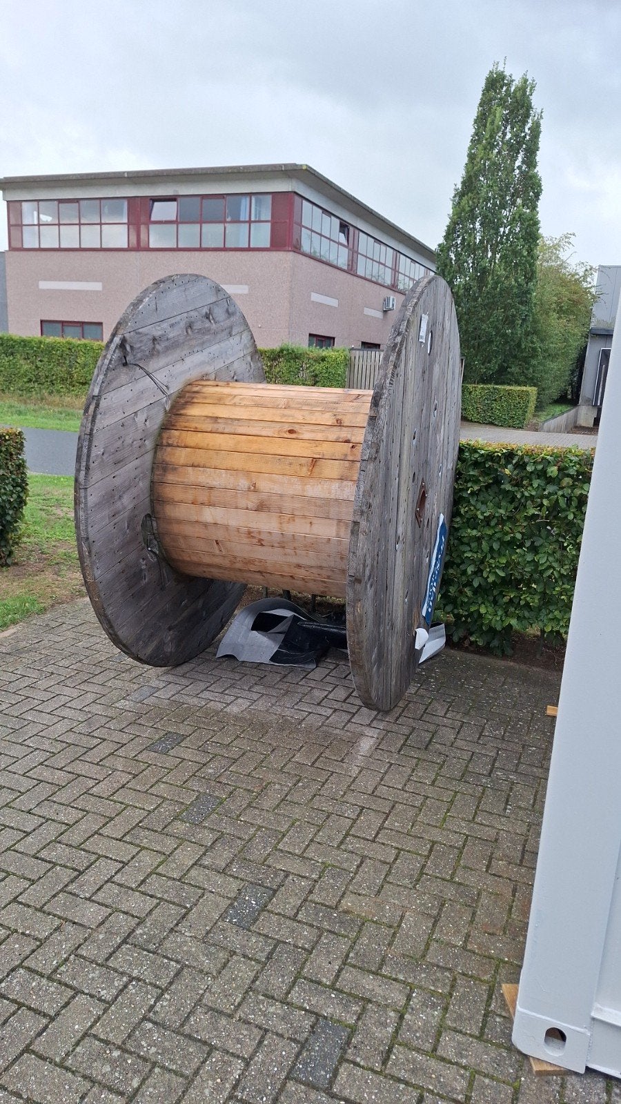 Grote houten kabelhaspel - Afhalen Zutphen, Ophalen